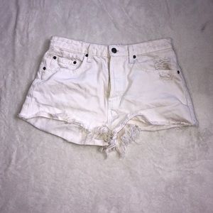 LF White Jean shorts from the brand carmar